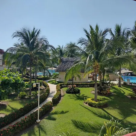 Villa En Residencial Terrasol Punta Diamantee
